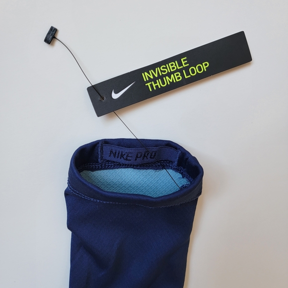 Nike Pro Hyperwarm Long Sleeve Half Zip - Picture 4 of 8
